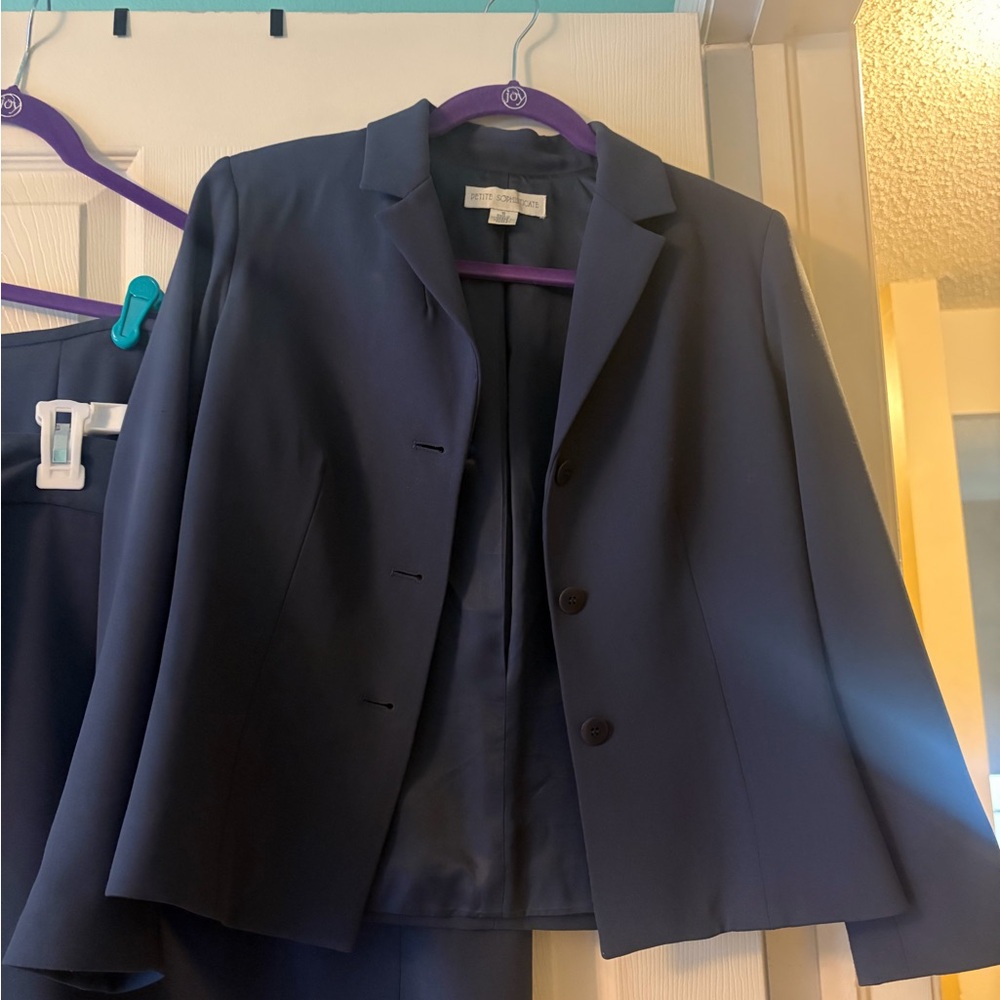 Women's Petite Sophisticate 3 piece suit